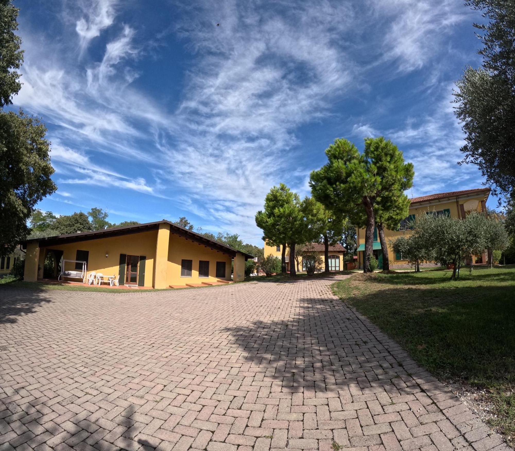 Agriturismo Gardenali Volta Mantovana Exterior foto