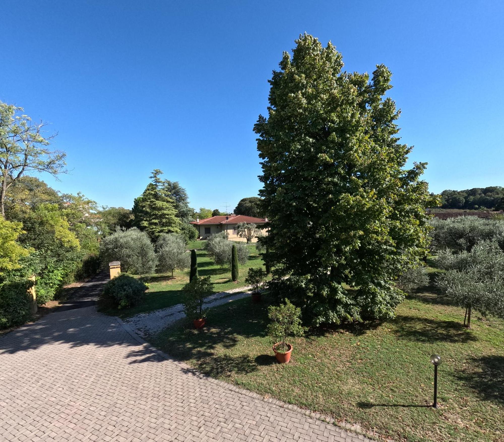 Agriturismo Gardenali Volta Mantovana Exterior foto