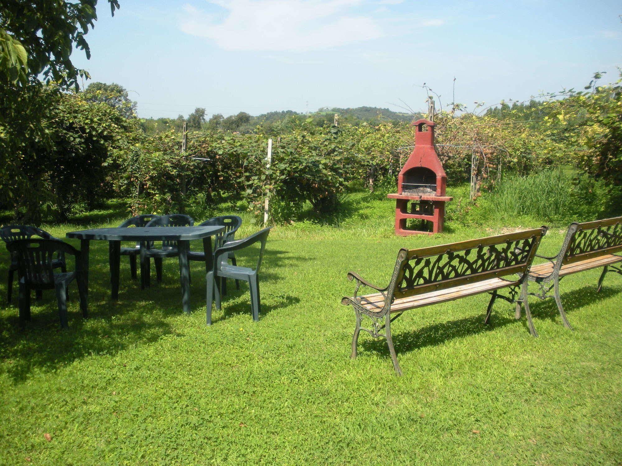 Agriturismo Gardenali Volta Mantovana Exterior foto